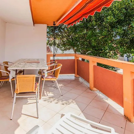 In Otok With Wifi ויר