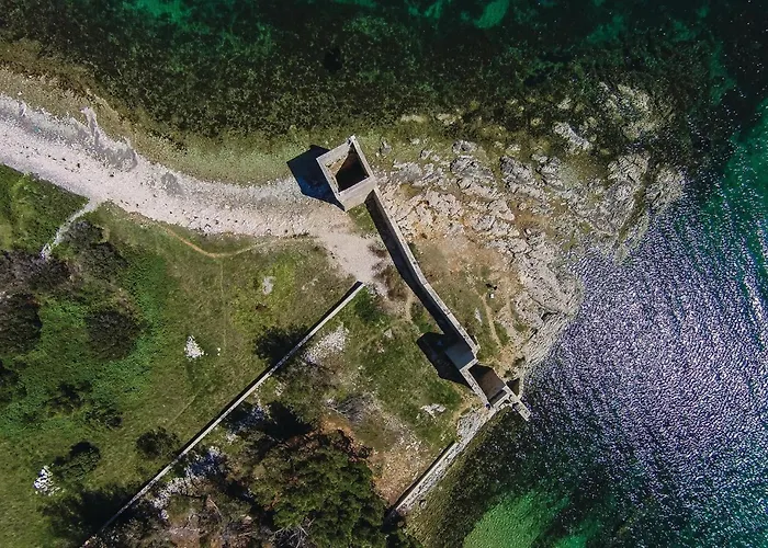 In Otok With Wifi * Vir